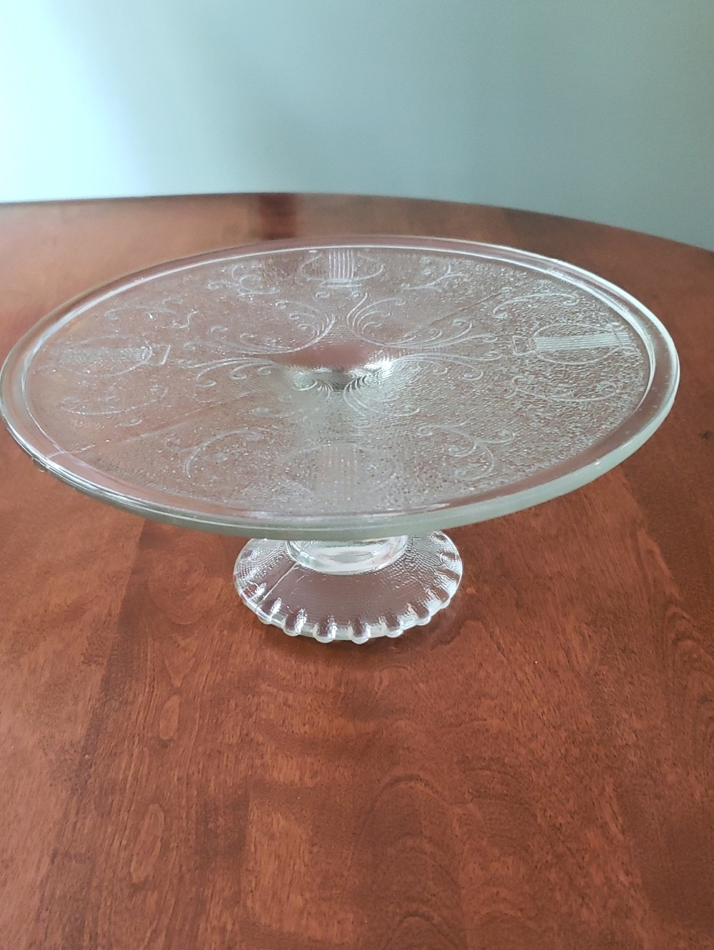 Vtg Jeanette Glass Cake/Pastry Stand- Harp Pattern